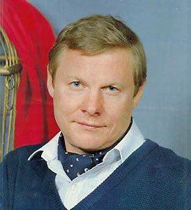 Показать соломина. Доктор ватсон соломин. Малый театр соломин. Показать соломина. Показать соломина.