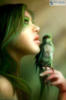 Схема вышивки «Девочка с зеленой птичкой»
